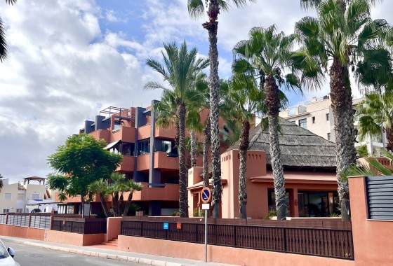 Sprzedaż - Apartament / Mieszkanie -
Villamartín - Costa Blanca