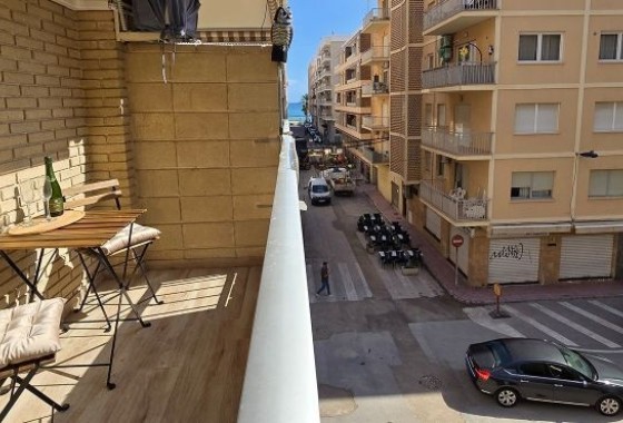 Sprzedaż - Apartament / Mieszkanie -
Torrevieja - Center