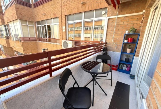 Revente - Appartement -
Torrevieja - Parque de las Naciones