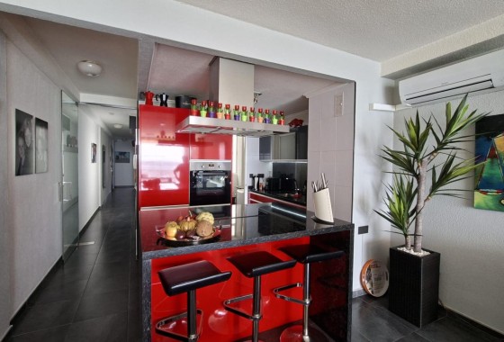 Sprzedaż - Apartament / Mieszkanie -
Torrevieja - Acequion