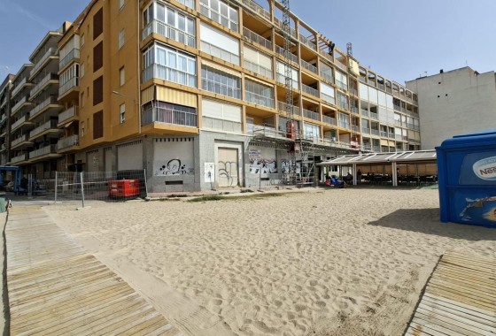 Sprzedaż - Apartament / Mieszkanie -
Torrevieja - Acequion