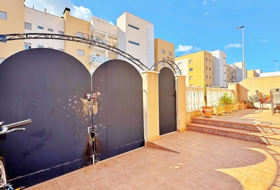 Sprzedaż - Dom miejski -
Orihuela Costa - Costa Blanca