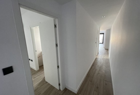 Revente - Appartement -
Algorfa - Inland
