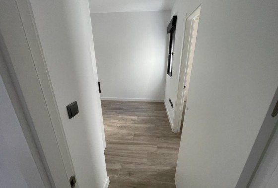 Revente - Appartement -
Algorfa - Inland
