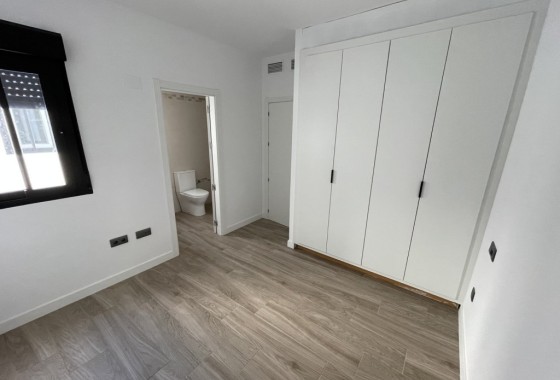Revente - Appartement -
Algorfa - Inland