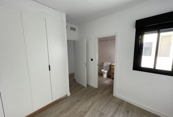 Revente - Appartement -
Algorfa - Inland