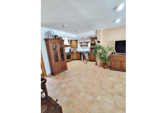 Revente - Villa Individuelle -
San Miguel de Salinas - Inland