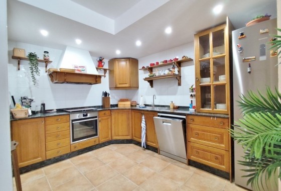 Revente - Villa Individuelle -
San Miguel de Salinas - Inland