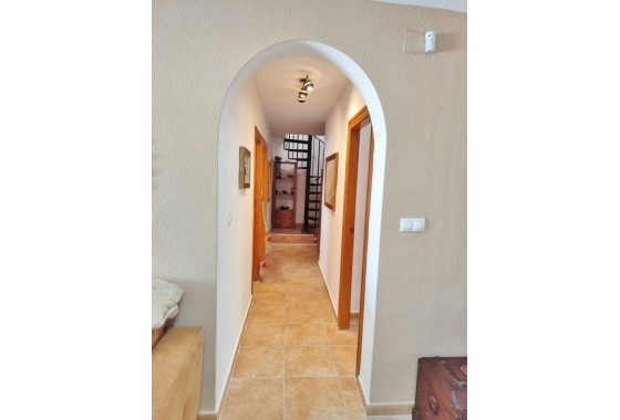 Revente - Villa Individuelle -
San Miguel de Salinas - Inland