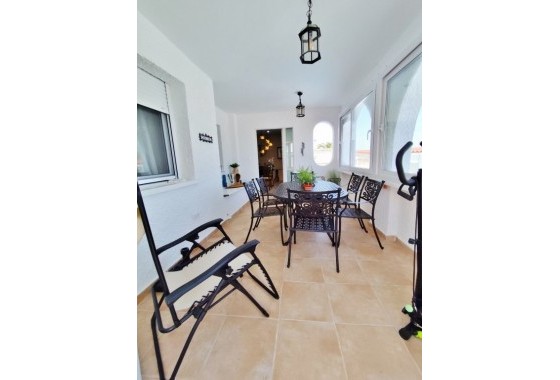 Revente - Villa Individuelle -
San Miguel de Salinas - Inland