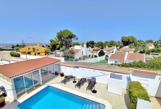Revente - Villa Individuelle -
San Miguel de Salinas - Inland
