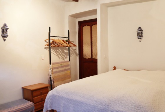 Revente - Maison de ville -
Castell de Castells - Inland