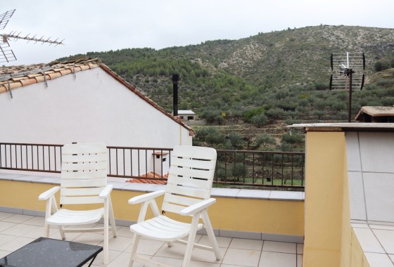 Revente - Maison de ville -
Castell de Castells - Inland