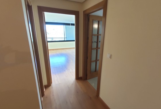 Revente - Appartement -
Torrevieja - Puerto