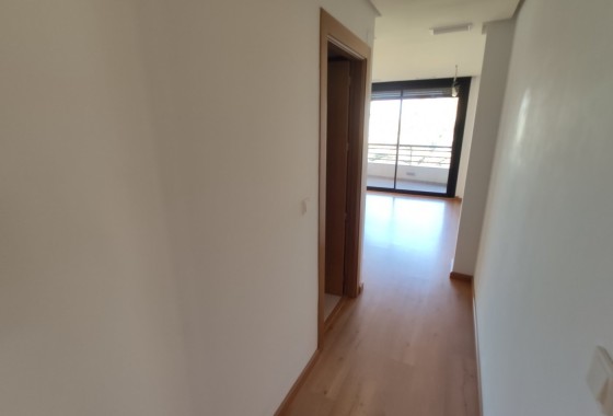 Revente - Appartement -
Torrevieja - Puerto