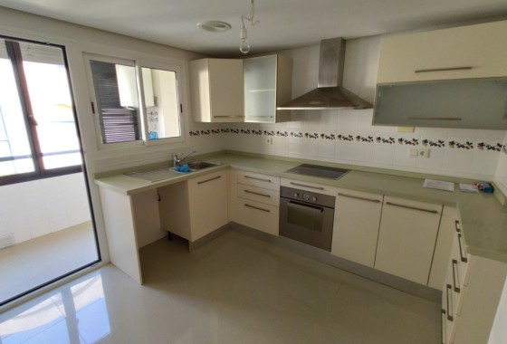 Revente - Appartement -
Torrevieja - Puerto