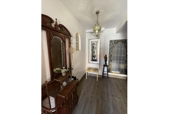 Venta - Casa de pueblo -
Torrevieja