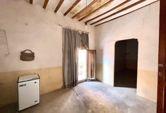 Revente - Maison de ville -
Pinoso - Inland