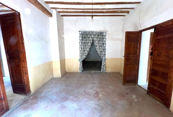 Revente - Maison de ville -
Pinoso - Inland