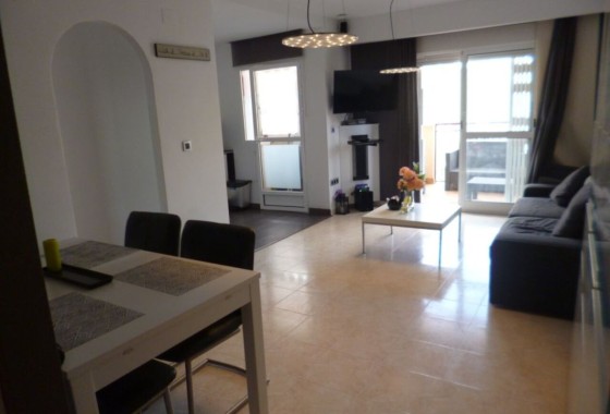 Herverkoop - Appartement / Flat -
La Florida - Inland