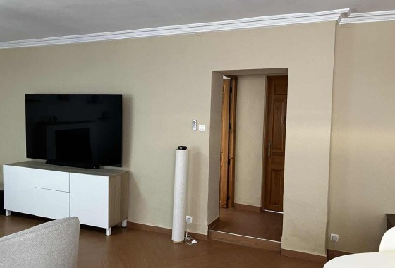 Herverkoop - Vrijstaande Villa -
Biar - Costa Blanca