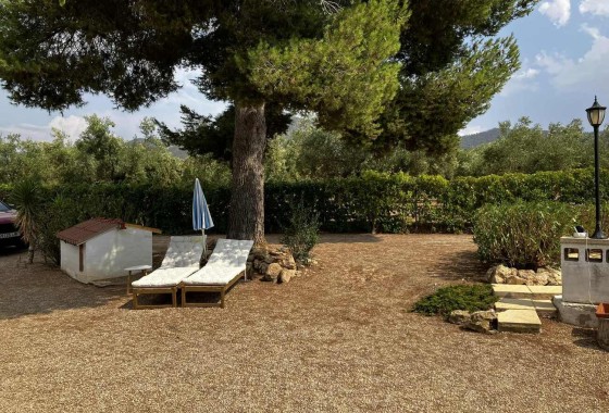 Herverkoop - Vrijstaande Villa -
Biar - Costa Blanca
