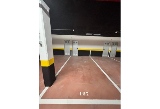 Resale - Wohnung / Appartement -
Punta Prima - Orihuela Costa