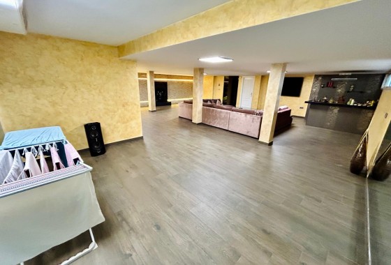 Venta - Chalet Independiente -
Torrevieja - Costa Blanca