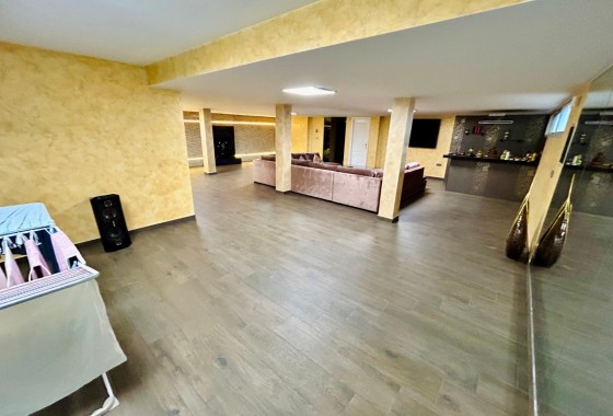 Venta - Chalet Independiente -
Torrevieja - Costa Blanca