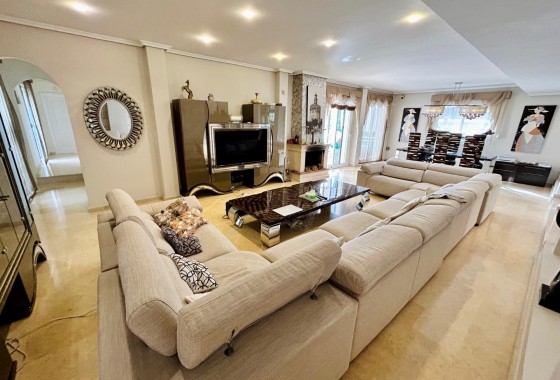 Venta - Chalet Independiente -
Torrevieja - Costa Blanca