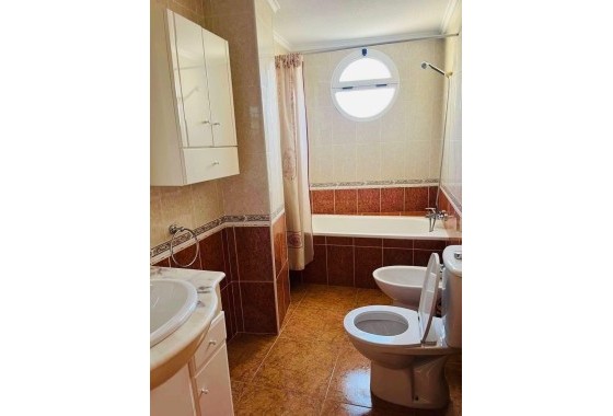 Revente - Appartement -
Torrevieja - El molino