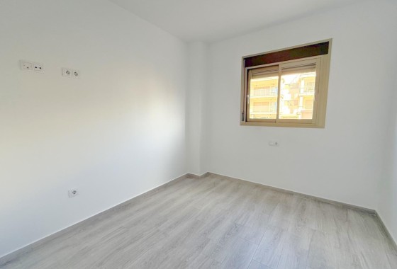 Herverkoop - Appartement / Flat -
Orihuela Costa - La Zenia