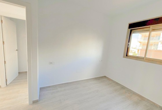 Herverkoop - Appartement / Flat -
Orihuela Costa - La Zenia