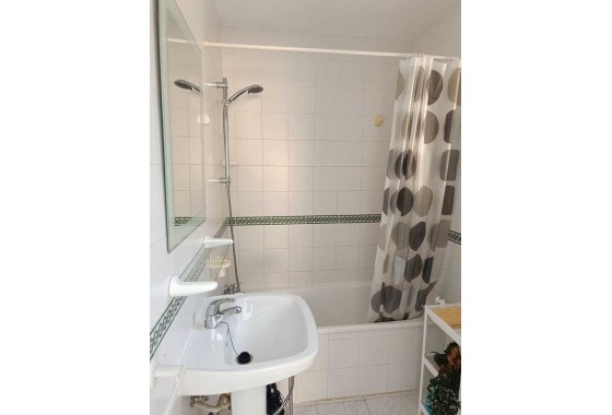 Herverkoop - Appartement / Flat -
Torrevieja - Auguas Neuvas