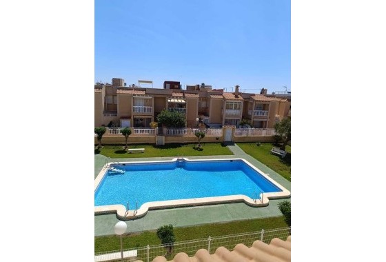Herverkoop - Appartement / Flat -
Torrevieja - Auguas Neuvas