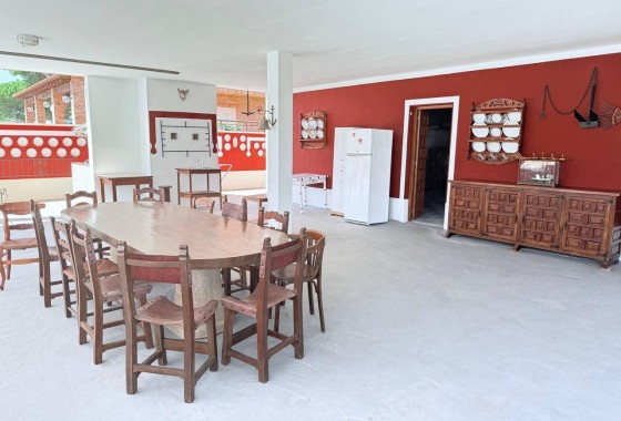 Venta - Chalet Independiente -
Campoamor