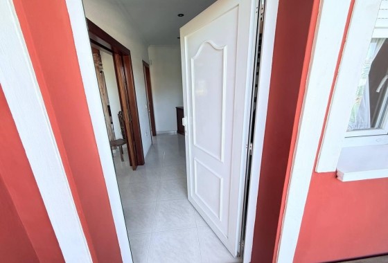 Venta - Chalet Independiente -
Campoamor