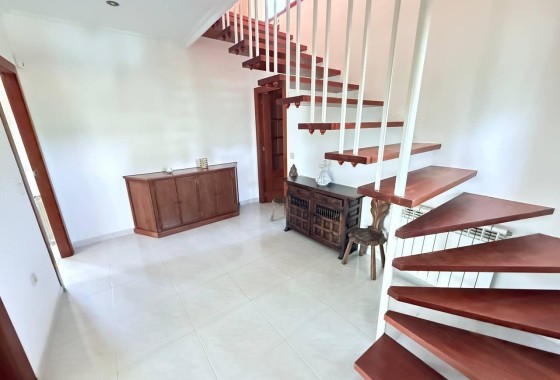 Venta - Chalet Independiente -
Campoamor
