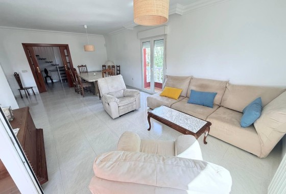 Venta - Chalet Independiente -
Campoamor