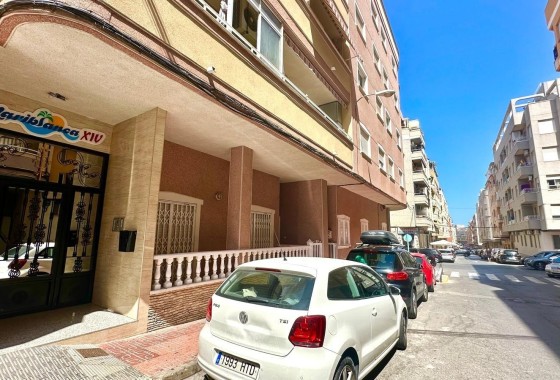 Venta - Apartamento / Piso -
Torrevieja - Center