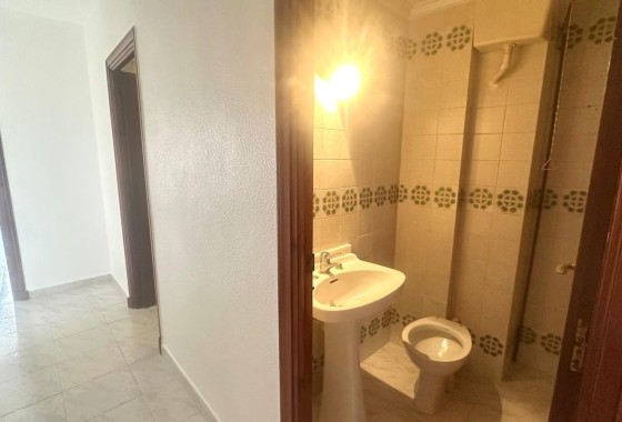 Sale - Apartment Flat -
Torrevieja - Estacion de autobuses