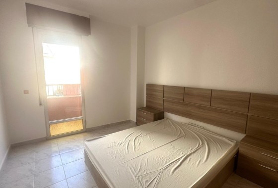 Sale - Apartment Flat -
Torrevieja - Estacion de autobuses