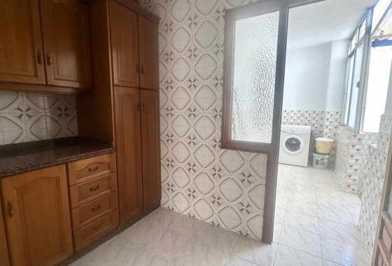 Sale - Apartment Flat -
Torrevieja - Estacion de autobuses