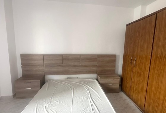 Sale - Apartment Flat -
Torrevieja - Estacion de autobuses