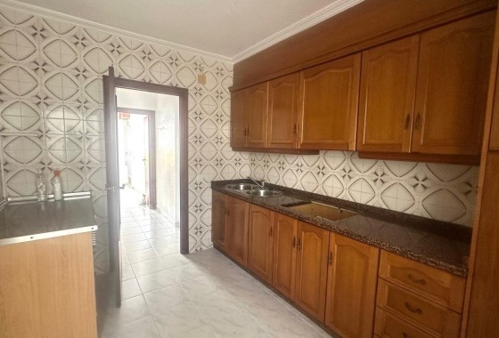Sale - Apartment Flat -
Torrevieja - Estacion de autobuses