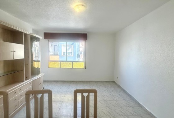 Sale - Apartment Flat -
Torrevieja - Estacion de autobuses