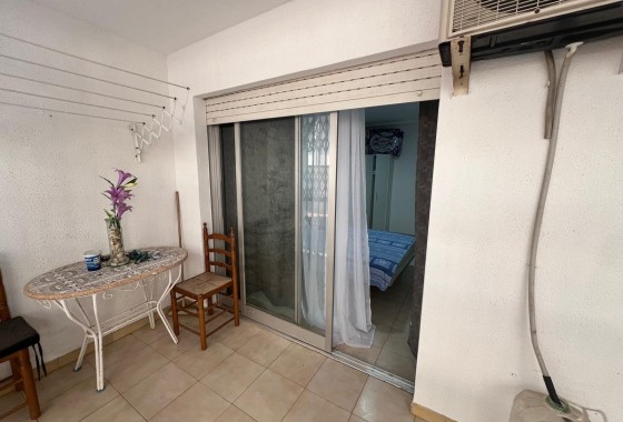 Herverkoop - Appartement / Flat -
Torrevieja - Playa del Cura