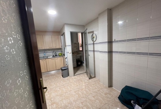 Herverkoop - Appartement / Flat -
Torrevieja - Playa del Cura