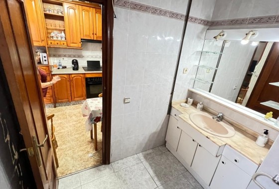 Herverkoop - Appartement / Flat -
Torrevieja