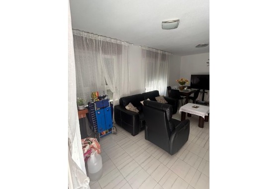 Sale - Town house -
Torrevieja - Center